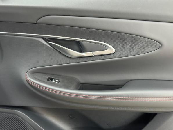 Changan UNI-T I с пробегом 2023 года, цена 2 095 000 рублей, 43500 км, внедорожник, Автокод Объявления
