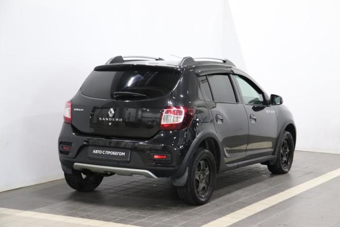 Renault Sandero II с пробегом 2016 года, цена 868 000 рублей, 160174 км, хэтчбек, Автокод Объявления