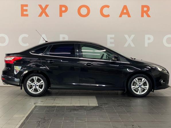 Ford Focus III с пробегом 2013 года, цена 955 000 рублей, 136001 км, седан, Автокод Объявления