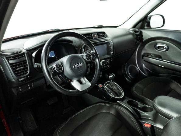 Kia Soul II Рестайлинг с пробегом 2018 года, цена 1 649 700 рублей, 96947 км, хэтчбек, Автокод Объявления