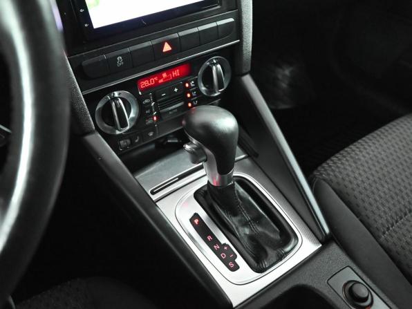 Audi A3 II (8P) Рестайлинг 2 с пробегом 2010 года, цена 930 000 рублей, 152671 км, хэтчбек, Автокод Объявления