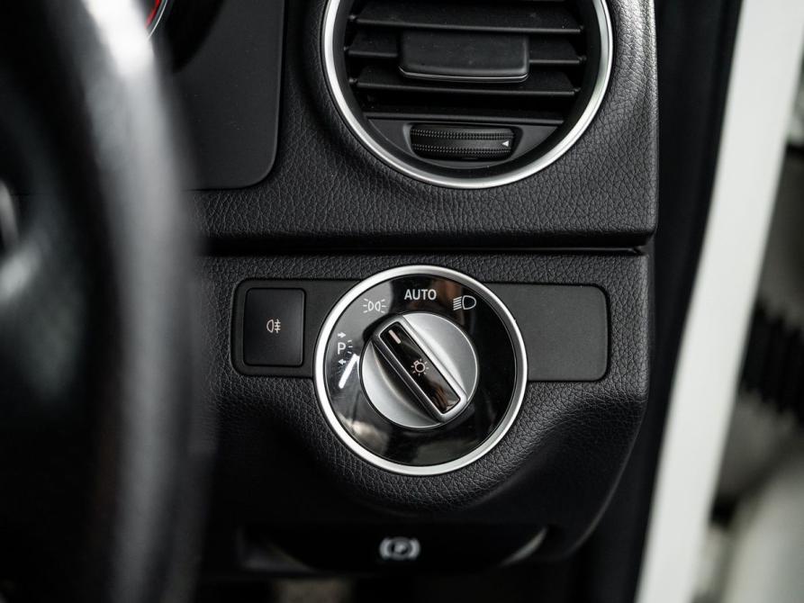Mercedes-Benz C-Класс III (W204) Рестайлинг Иркутск  - изображение 16