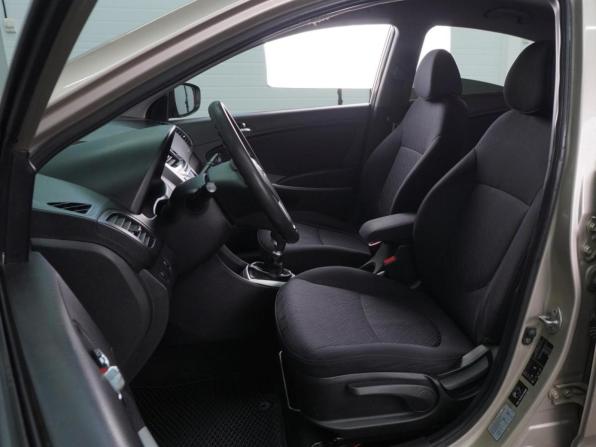 Hyundai Solaris I с пробегом 2011 года, цена 799 000 рублей, 139873 км, седан, Автокод Объявления
