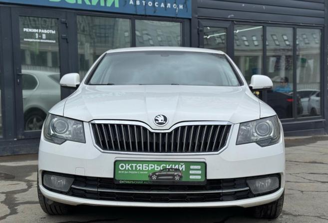 Skoda Superb II Рестайлинг с пробегом 2013 года, цена 1 049 000 рублей, 165214 км, лифтбек, Автокод Объявления
