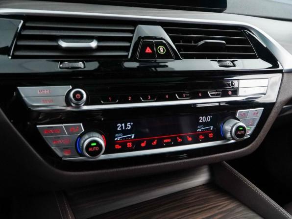 BMW 5 серии VII (G30/G31/G38) с пробегом 2020 года, цена 4 077 444 рубля, 111496 км, седан, Автокод Объявления