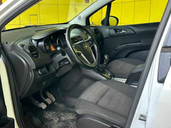 Opel Meriva B Рестайлинг с пробегом 2013 года, цена 748 000 рублей, 136000 км, минивэн, Автокод Объявления