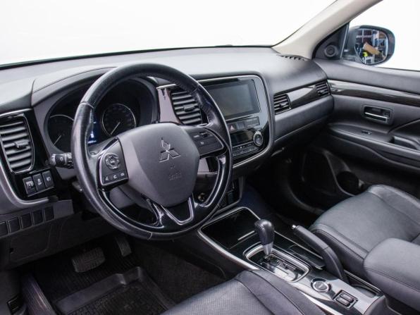 Mitsubishi Outlander III Рестайлинг 2 с пробегом 2018 года, цена 1 450 000 рублей, 274272 км, внедорожник, Автокод Объявления