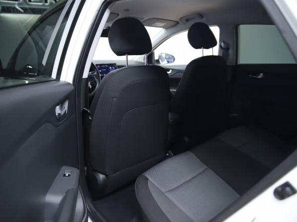 Hyundai Solaris II Рестайлинг с пробегом 2021 года, цена 1 630 000 рублей, 61259 км, седан, Автокод Объявления