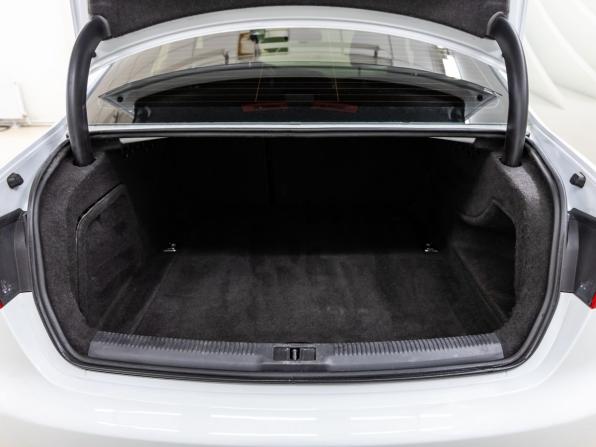 Audi A4 IV (B8) Рестайлинг с пробегом 2013 года, цена 1 228 000 рублей, 231159 км, седан, Автокод Объявления