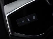 Audi Q3 II (F3) Санкт-Петербург  - изображение 61