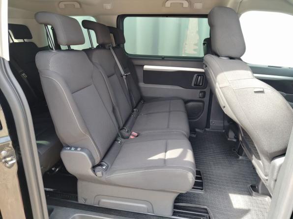 Peugeot Traveller I с пробегом 2018 года, цена 2 599 000 рублей, 178583 км, минивэн, Автокод Объявления