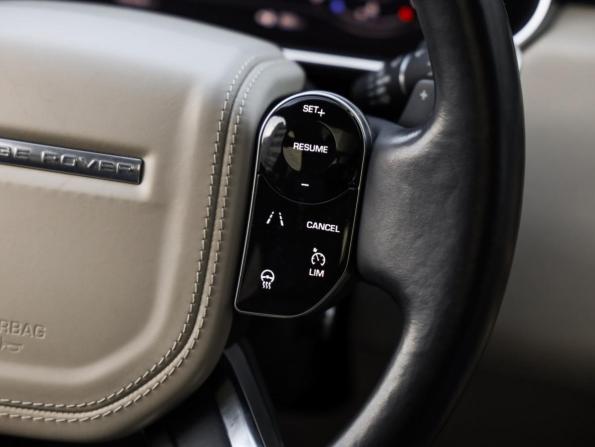 Land Rover Range Rover IV Рестайлинг с пробегом 2019 года, цена 5 870 799 рублей, 153316 км, внедорожник, Автокод Объявления