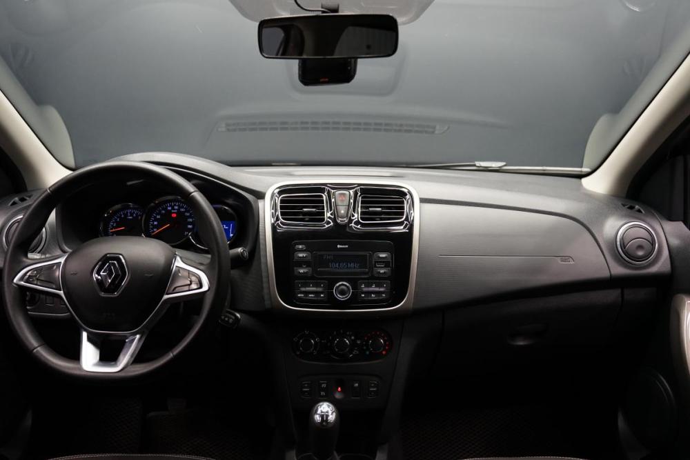 Renault Logan II Рестайлинг Крым  - изображение 18