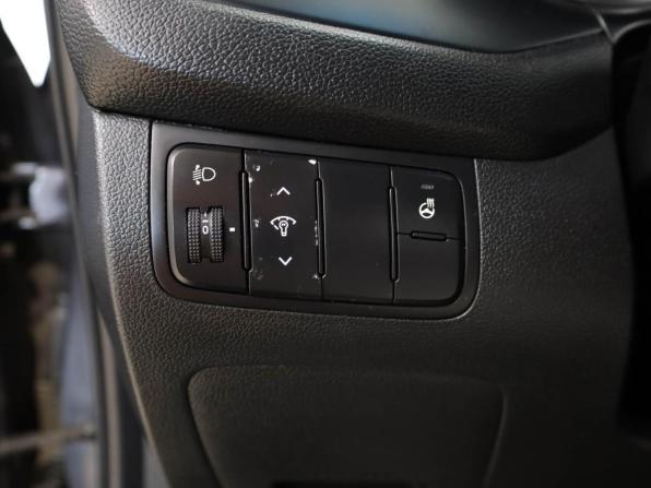 Kia Ceed II с пробегом 2012 года, цена 979 000 рублей, 170673 км, хэтчбек, Автокод Объявления