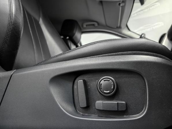 Land Rover Discovery Sport I с пробегом 2017 года, цена 2 230 000 рублей, 126816 км, внедорожник, Автокод Объявления