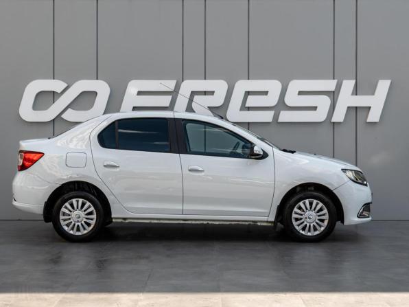 Renault Logan II с пробегом 2015 года, цена 760 000 рублей, 113048 км, седан, Автокод Объявления
