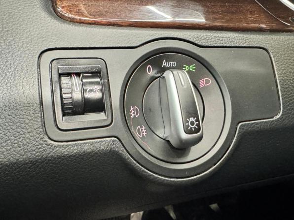 Volkswagen Passat B7 с пробегом 2011 года, цена 899 000 рублей, 209683 км, седан, Автокод Объявления