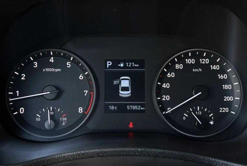 Hyundai Solaris II Киров  - изображение 23