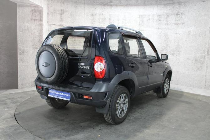 Chevrolet Niva I Рестайлинг с пробегом 2015 года, цена 587 000 рублей, 92387 км, внедорожник, Автокод Объявления