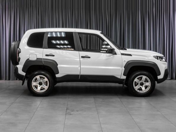 Lada (ВАЗ) Niva Travel I с пробегом 2024 года, цена 1 269 000 рублей, 7479 км, внедорожник, Автокод Объявления