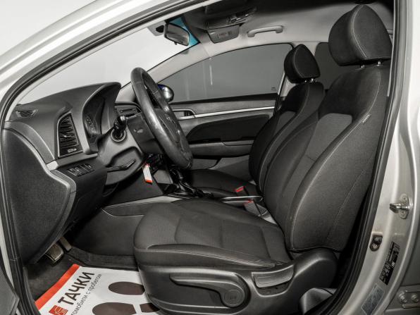 Hyundai Elantra VI (AD) Рестайлинг с пробегом 2018 года, цена 1 300 000 рублей, 204472 км, седан, Автокод Объявления
