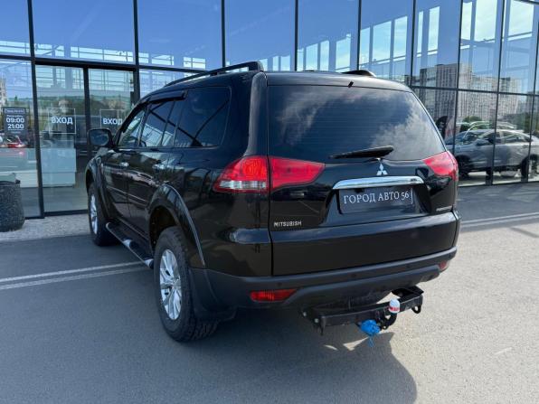 Mitsubishi Pajero Sport II Рестайлинг с пробегом 2015 года, цена 1 836 000 рублей, 184825 км, внедорожник, Автокод Объявления