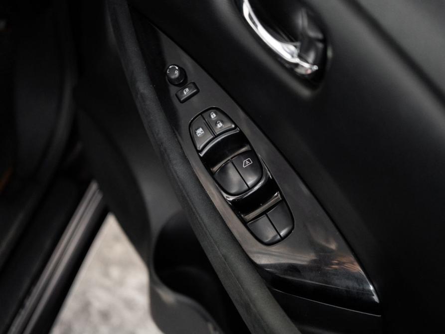 Nissan Leaf I (ZE0/AZE0) Иркутск  - изображение 19