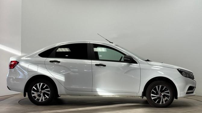 Lada (ВАЗ) Vesta I с пробегом 2020 года, цена 880 000 рублей, 130000 км, седан, Автокод Объявления