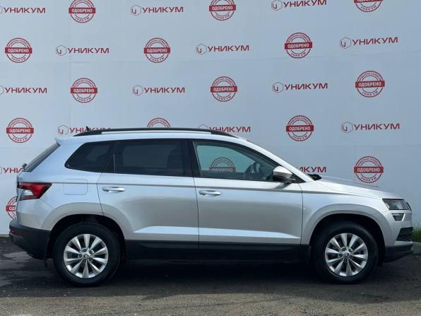 Skoda Karoq I с пробегом 2021 года, цена 2 259 000 рублей, 74641 км, внедорожник, Автокод Объявления