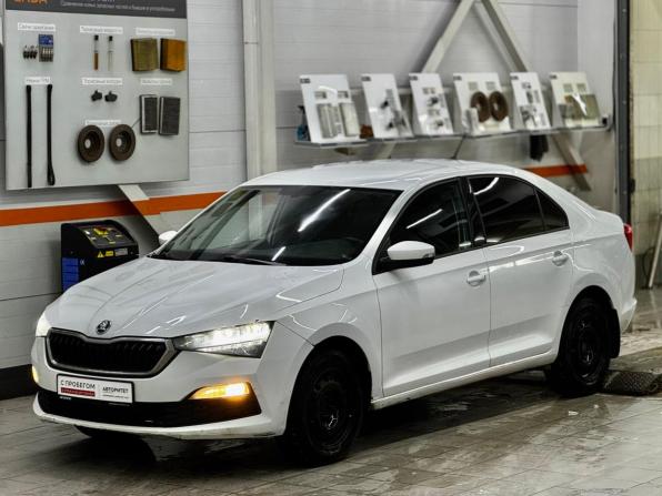 Skoda Rapid II с пробегом 2020 года, цена 779 000 рублей, 268756 км, лифтбек, Автокод Объявления