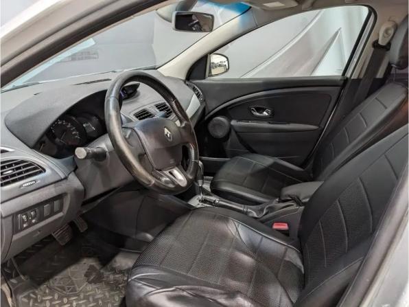 Renault Fluence I Рестайлинг с пробегом 2013 года, цена 500 000 рублей, 218006 км, седан, Автокод Объявления