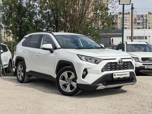 Toyota RAV4 V (XA50) с пробегом 2021 года, цена 3 139 000 рублей, 86717 км, внедорожник, Автокод Объявления