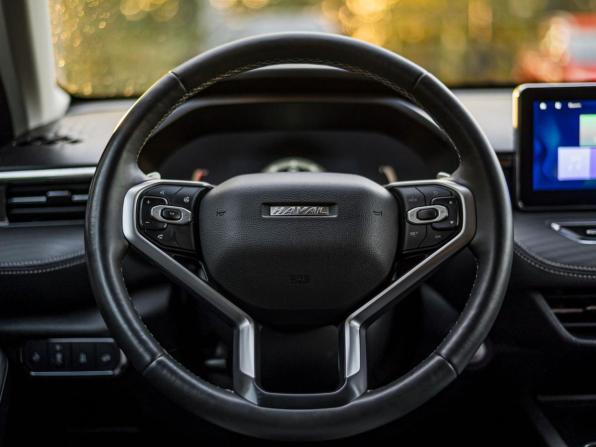 Haval Jolion I с пробегом 2023 года, цена 1 810 000 рублей, 32270 км, внедорожник, Автокод Объявления