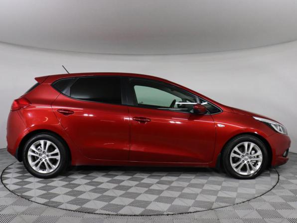 Kia Ceed II с пробегом 2013 года, цена 997 000 рублей, 162741 км, хэтчбек, Автокод Объявления