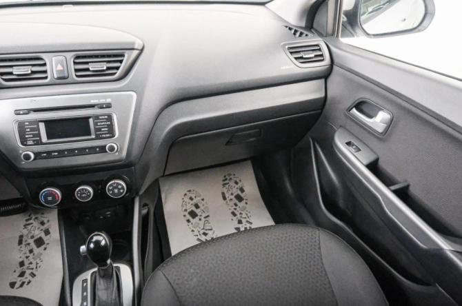 Kia Rio III Рестайлинг с пробегом 2016 года, цена 1 099 000 рублей, 140000 км, седан, Автокод Объявления