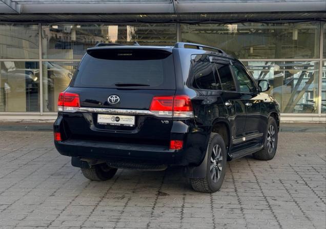 Toyota Land Cruiser 200 Series Рестайлинг 2 с пробегом 2020 года, цена 4 999 000 рублей, 471953 км, внедорожник, Автокод Объявления