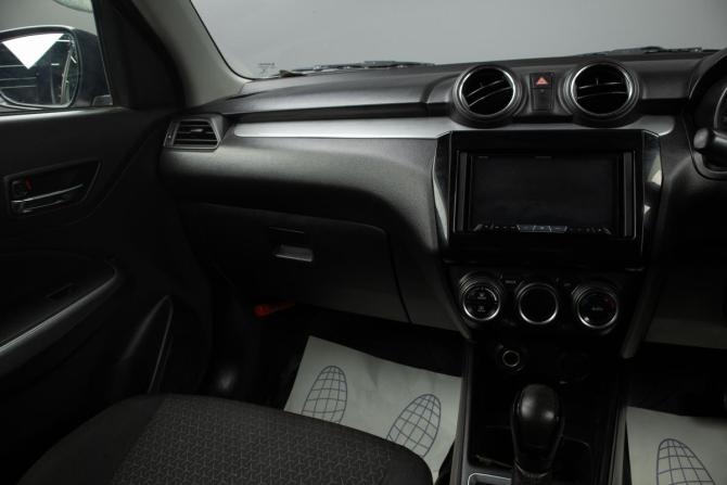 Suzuki Swift V с пробегом 2018 года, цена 1 099 000 рублей, 140000 км, хэтчбек, Автокод Объявления