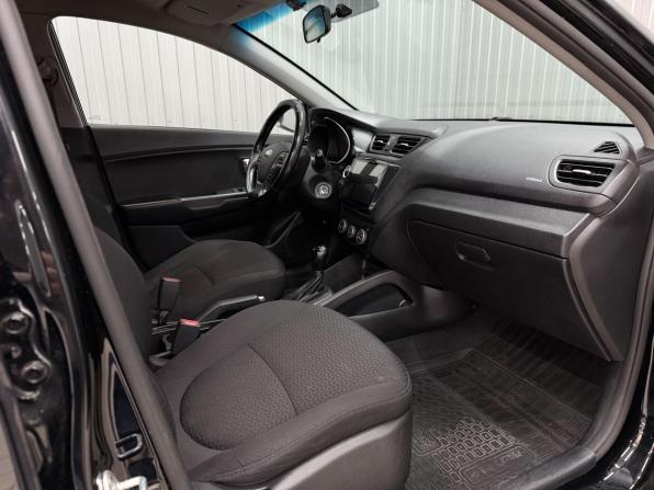 Kia Rio III Рестайлинг с пробегом 2015 года, цена 1 131 000 рублей, 167309 км, седан, Автокод Объявления