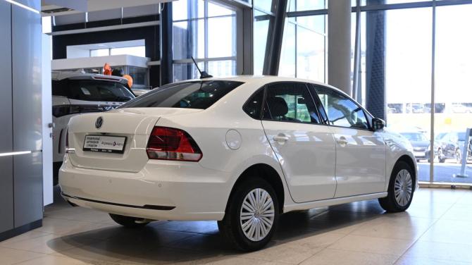 Volkswagen Polo V Рестайлинг с пробегом 2018 года, цена 1 320 000 рублей, 138105 км, седан, Автокод Объявления
