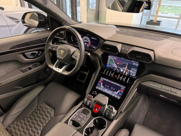 Lamborghini Urus I с пробегом 2021 года, цена 28 900 000 рублей, 44096 км, внедорожник, Автокод Объявления