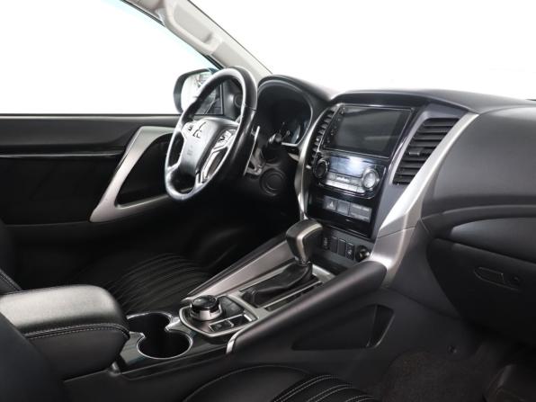Mitsubishi Pajero Sport III с пробегом 2019 года, цена 2 999 000 рублей, 134519 км, внедорожник, Автокод Объявления