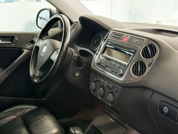 Volkswagen Tiguan I с пробегом 2009 года, цена 1 197 000 рублей, 110673 км, внедорожник, Автокод Объявления