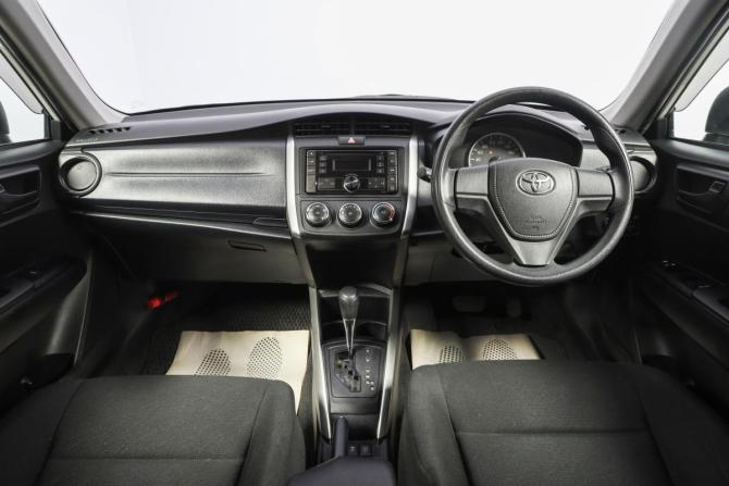 Toyota Corolla XI (E160 E170 E180) с пробегом 2020 года, цена 1 599 000 рублей, 55200 км, универсал, Автокод Объявления