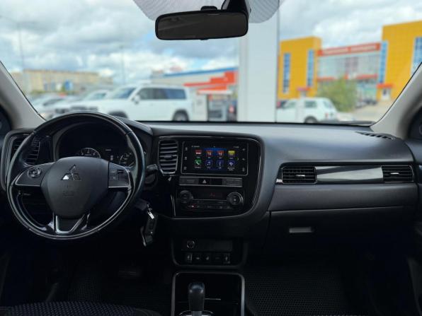 Mitsubishi Outlander III Рестайлинг 3 с пробегом 2019 года, цена 2 100 000 рублей, 104101 км, внедорожник, Автокод Объявления