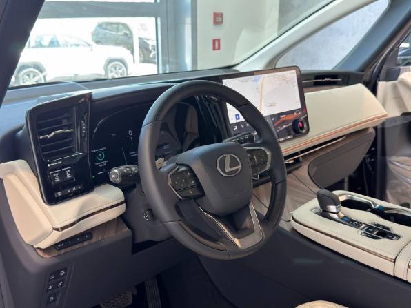 Новый Lexus LM II 2026 года, цена 17 500 000 рублей, минивэн, Автокод Объявления