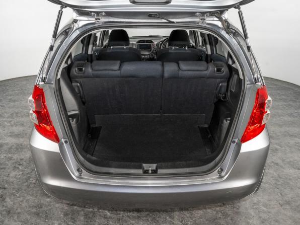 Honda Fit II с пробегом 2009 года, цена 775 000 рублей, 156245 км, хэтчбек, Автокод Объявления