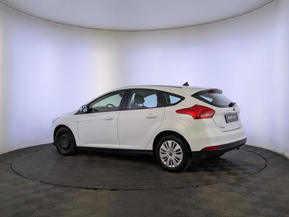 Ford Focus III Рестайлинг с пробегом 2018 года, цена 1 100 000 рублей, 75070 км, хэтчбек, Автокод Объявления
