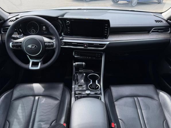 Kia K5 III с пробегом 2020 года, цена 2 460 000 рублей, 107138 км, седан, Автокод Объявления
