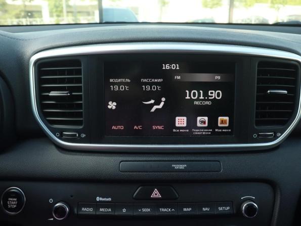 Kia Sportage IV Рестайлинг с пробегом 2020 года, цена 2 359 000 рублей, 73322 км, внедорожник, Автокод Объявления