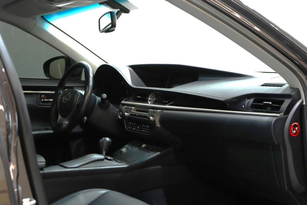 Lexus ES VI Сургут  - изображение 30